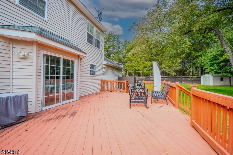6 Fountain Drive Franklin NJ 08873
