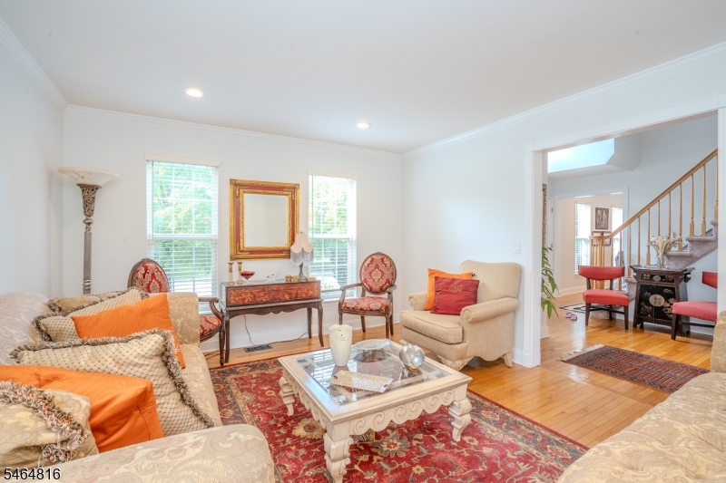 6 Fountain Drive Franklin NJ 08873