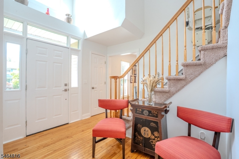 6 Fountain Drive Franklin NJ 08873