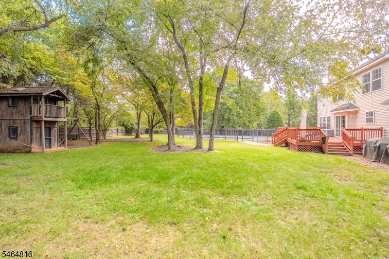 6 Fountain Drive Franklin NJ 08873