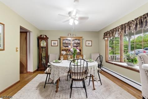32 W Lakeview Trail Jefferson NJ 07885