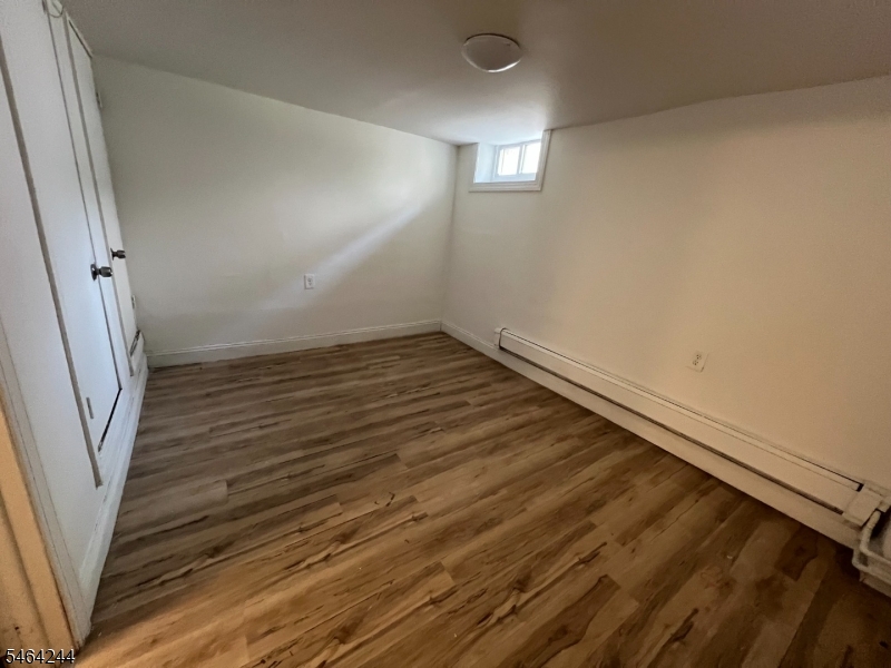 14 Lentz Avenue Newark NJ 07105