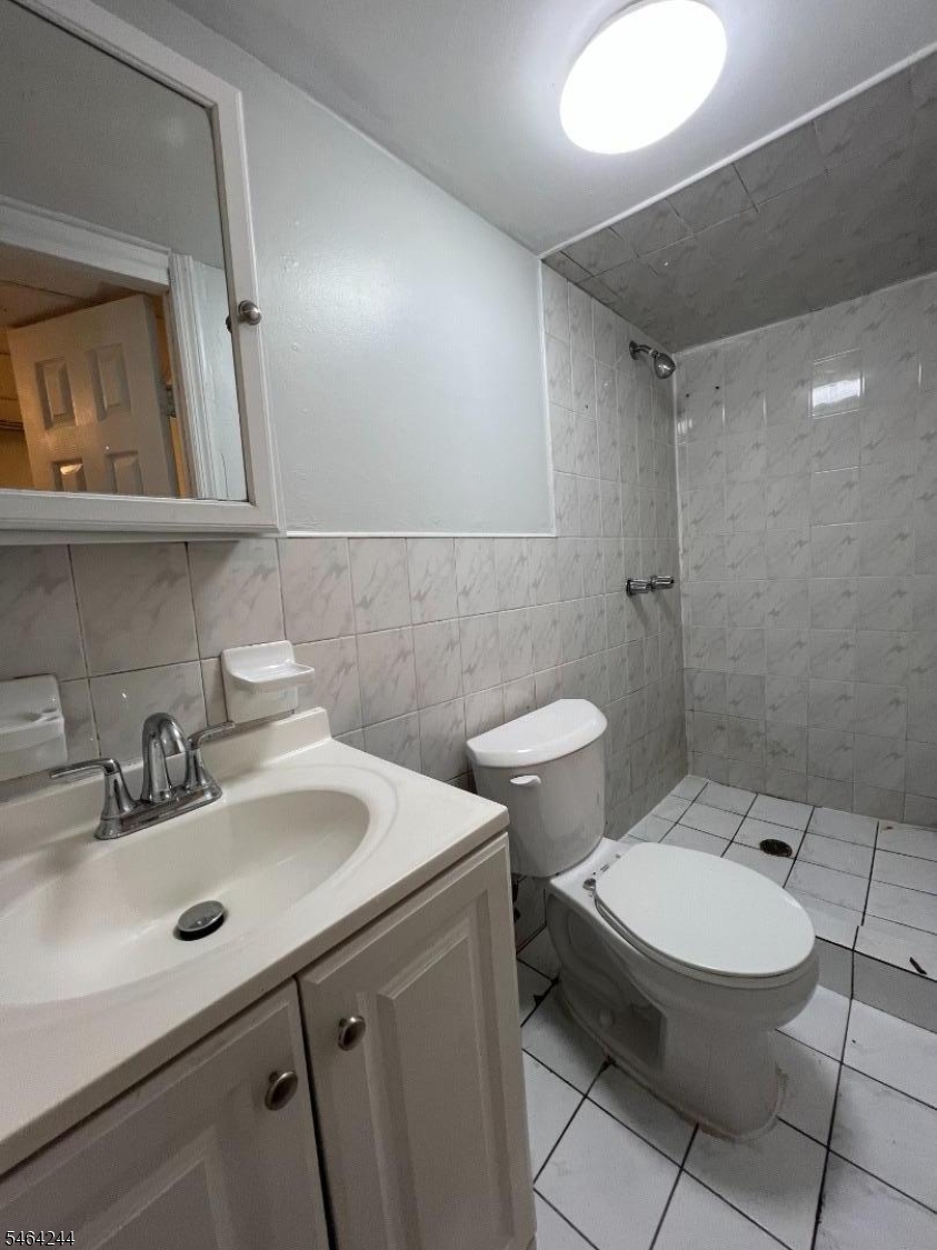 14 Lentz Avenue Newark NJ 07105
