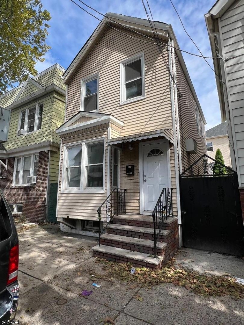 14 Lentz Avenue Newark NJ 07105