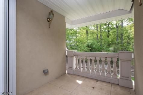 202 Rock Road West Green Brook NJ 08812