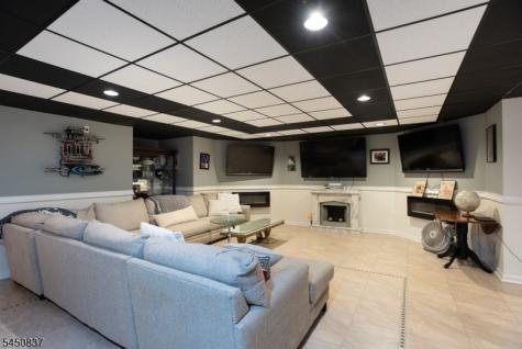 202 Rock Road West Green Brook NJ 08812
