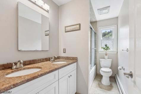 36 Everett Drive Randolph NJ 07869