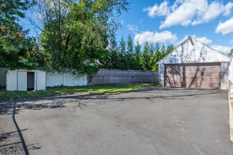 308 Pine Street Pompton Lakes NJ 07442