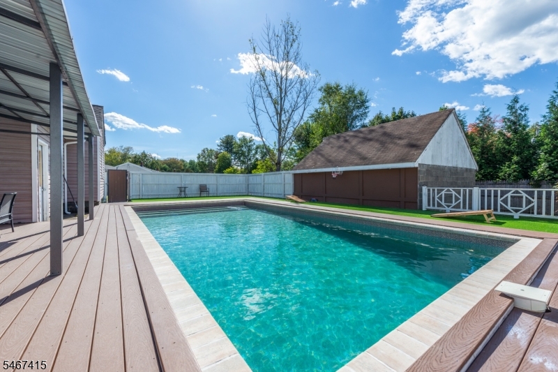 308 Pine Street Pompton Lakes NJ 07442