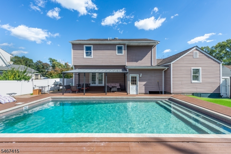 308 Pine Street Pompton Lakes NJ 07442