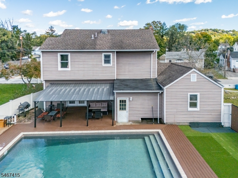 308 Pine Street Pompton Lakes NJ 07442