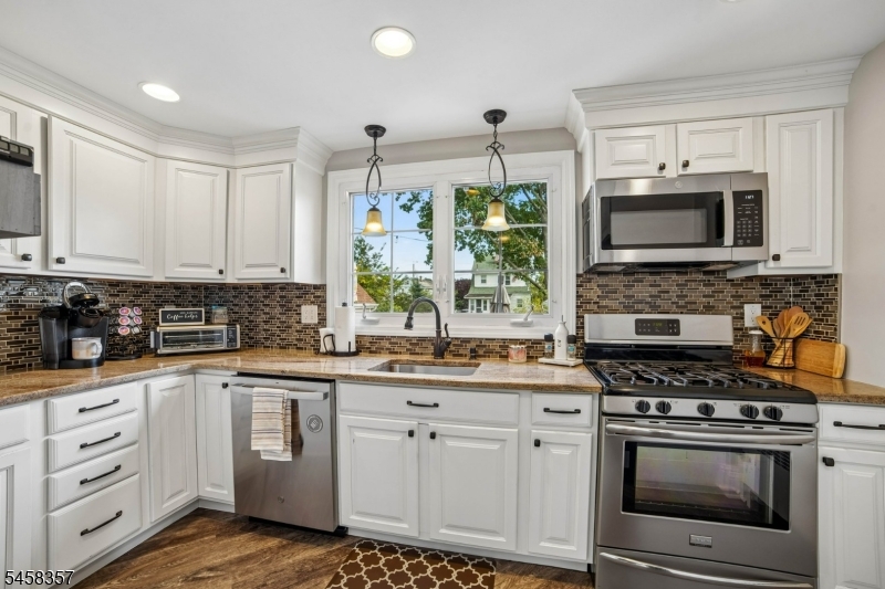 439 Lake Avenue Lyndhurst NJ 07071