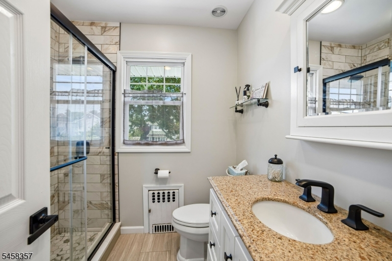 439 Lake Avenue Lyndhurst NJ 07071