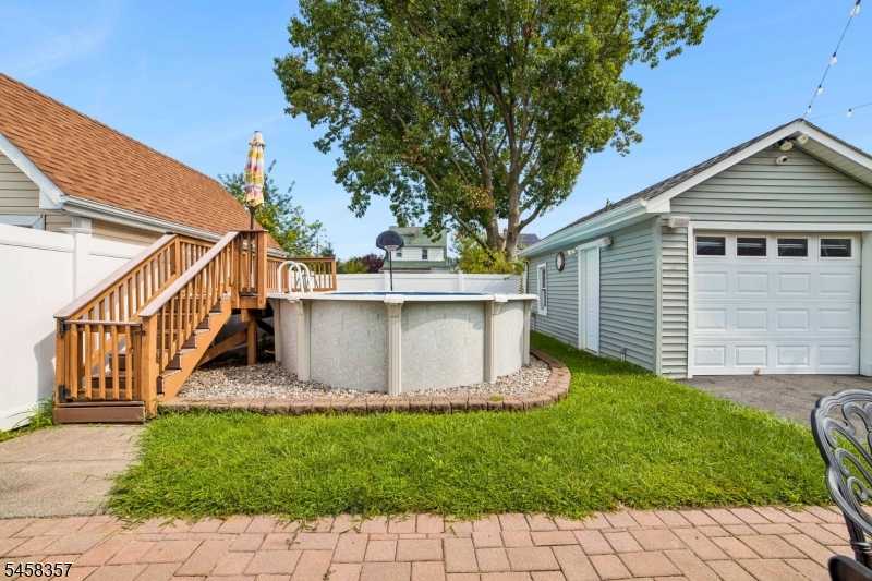 439 Lake Avenue Lyndhurst NJ 07071