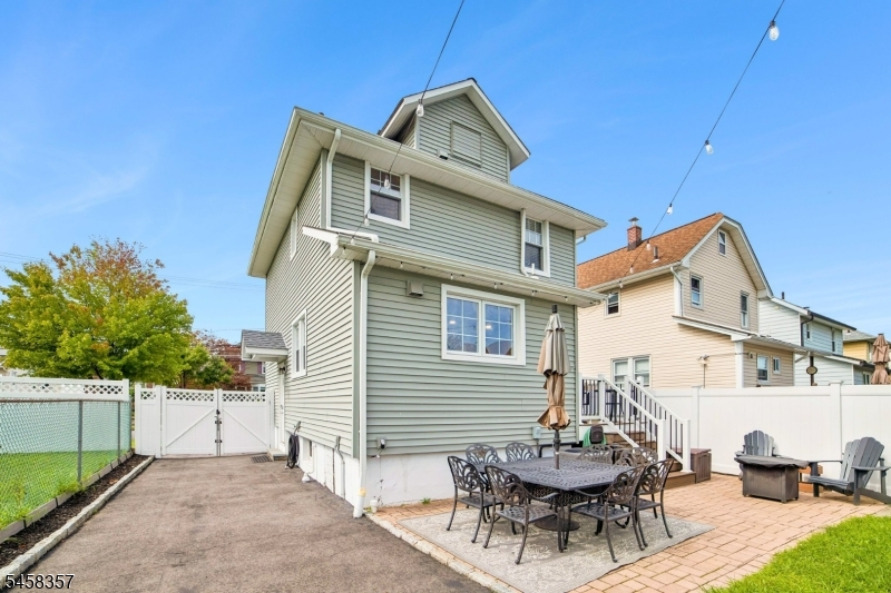 439 Lake Avenue Lyndhurst NJ 07071