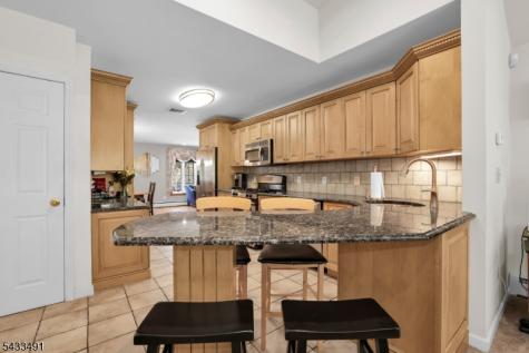 35 Old Orchard Court Cedar Grove NJ 07009