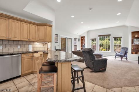 35 Old Orchard Court Cedar Grove NJ 07009