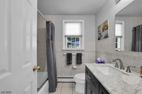 35 Old Orchard Court Cedar Grove NJ 07009