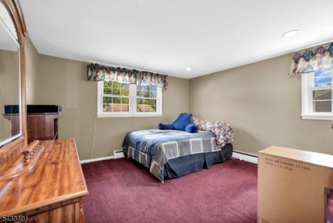35 Old Orchard Court Cedar Grove NJ 07009