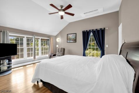 35 Old Orchard Court Cedar Grove NJ 07009