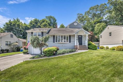 35 Old Orchard Court Cedar Grove NJ 07009