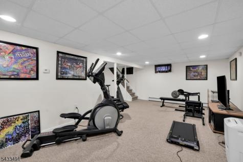 35 Old Orchard Court Cedar Grove NJ 07009