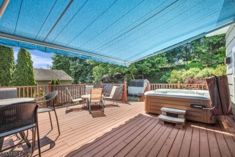 35 Old Orchard Court Cedar Grove NJ 07009