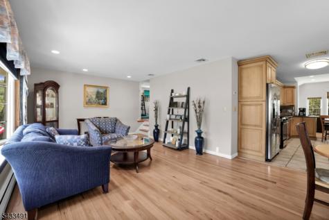 35 Old Orchard Court Cedar Grove NJ 07009
