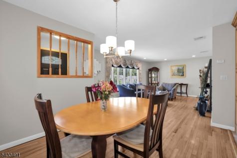 35 Old Orchard Court Cedar Grove NJ 07009