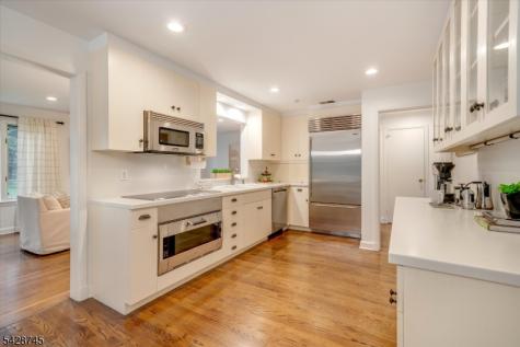 36 Cambridge Drive Millburn NJ 07078