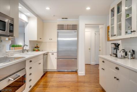 36 Cambridge Drive Millburn NJ 07078