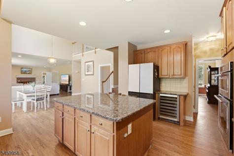 3 Longbow Terrace Raritan NJ 08822