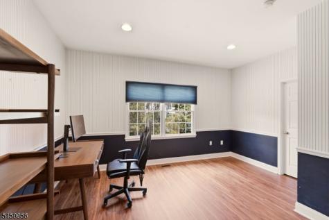 3 Longbow Terrace Raritan NJ 08822