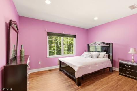 3 Longbow Terrace Raritan NJ 08822