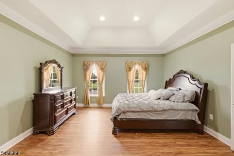 3 Longbow Terrace Raritan NJ 08822