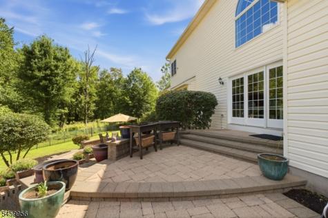 3 Longbow Terrace Raritan NJ 08822