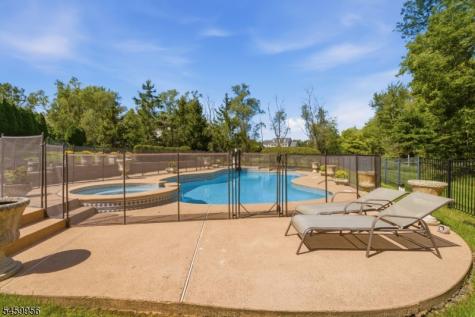 3 Longbow Terrace Raritan NJ 08822
