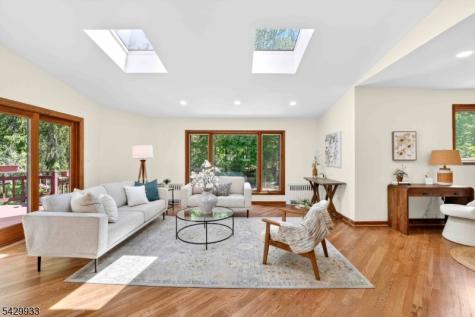 184 Old Short Hills Road Millburn NJ 07078