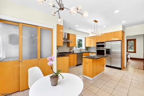 184 Old Short Hills Road Millburn NJ 07078