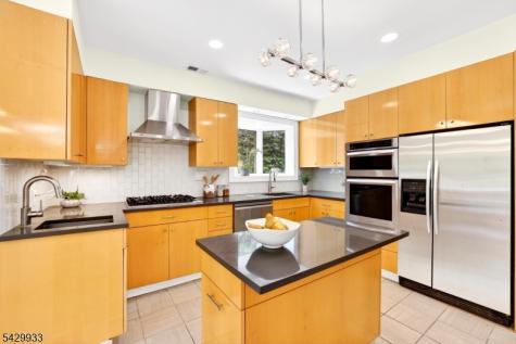 184 Old Short Hills Road Millburn NJ 07078