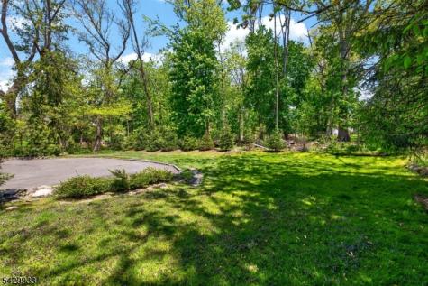 184 Old Short Hills Road Millburn NJ 07078