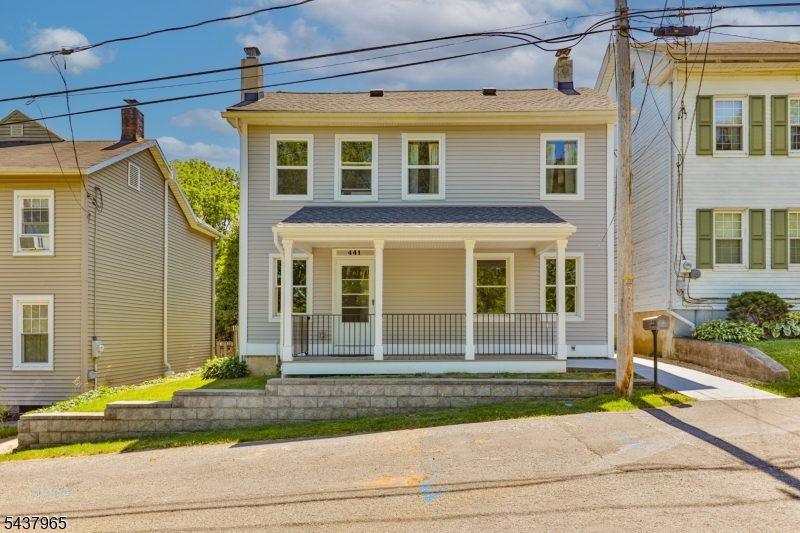 441 Maple Avenue Pohatcong NJ 08865