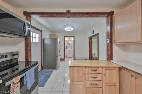 441 Maple Avenue Pohatcong NJ 08865
