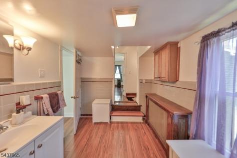 441 Maple Avenue Pohatcong NJ 08865