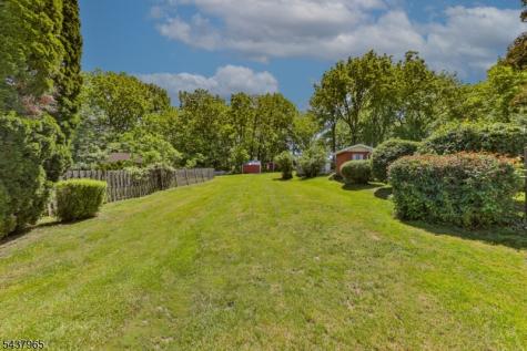 441 Maple Avenue Pohatcong NJ 08865