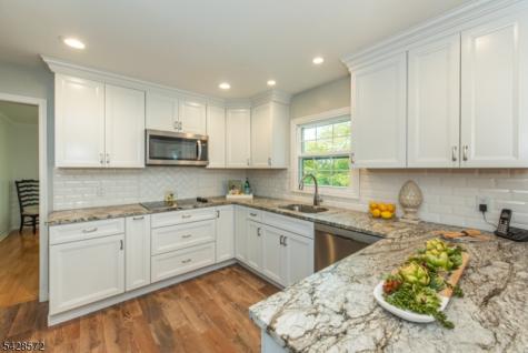 5 Robin Hill Road North Caldwell NJ 07006