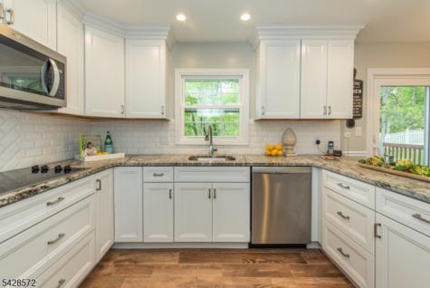 5 Robin Hill Road North Caldwell NJ 07006