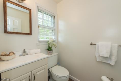 5 Robin Hill Road North Caldwell NJ 07006