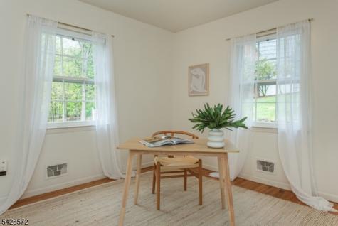 5 Robin Hill Road North Caldwell NJ 07006