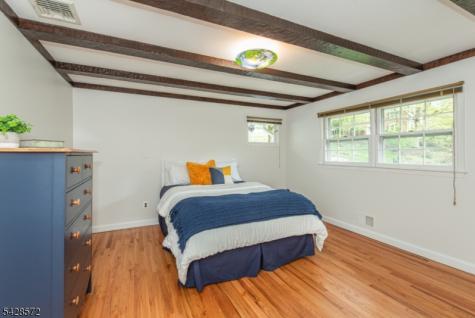 5 Robin Hill Road North Caldwell NJ 07006